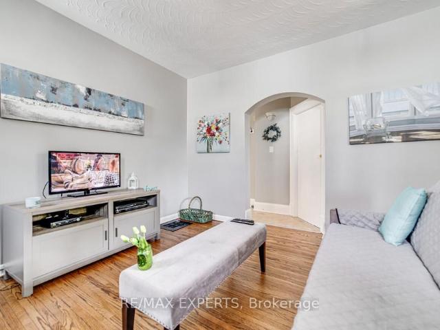 For Lease 98 Elgin Street Unit# 1, Oshawa, Ontario