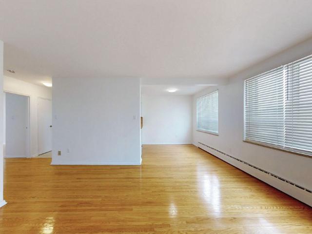 For Lease 9901 Yonge Street Unit# 4, Richmond Hill, Ontario