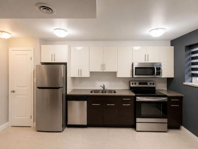 For Lease 99 Church Street Unit# 105, St. Catharines, Ontario