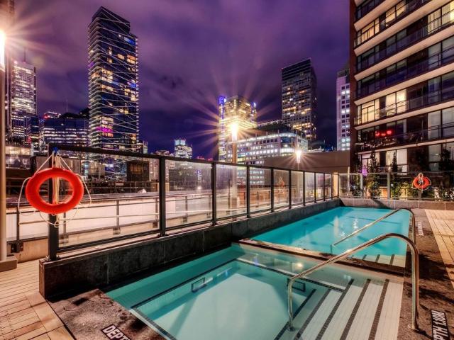 For Lease 99 John Street Unit# 1903, Toronto, Ontario
