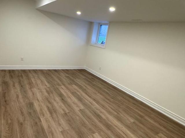 For Lease 9 Terrain Court Unit# Bsmt, East Gwillimbury, Ontario
