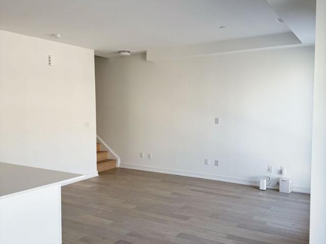 For Lease 9 Walder Lane Unit# K311, Richmond Hill, Ontario