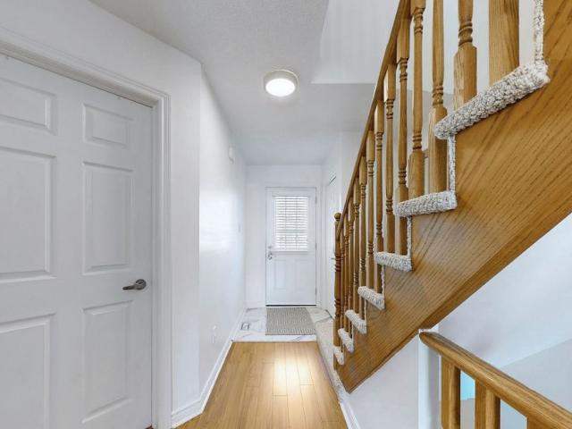 For Lease 9 Wentworth Drive Unit# 13, Grimsby, Ontario