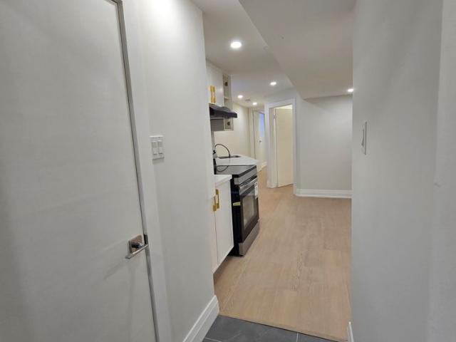 For Lease 9 Alton Avenue, Toronto, Ontario