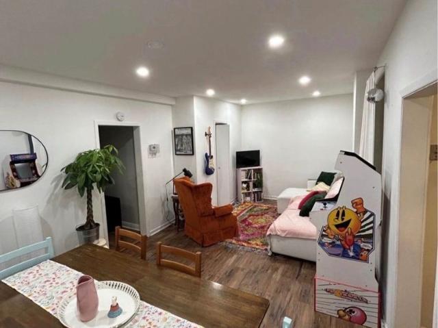 For Lease 9 Clinton Place Unit# Main floor, Toronto, Ontario