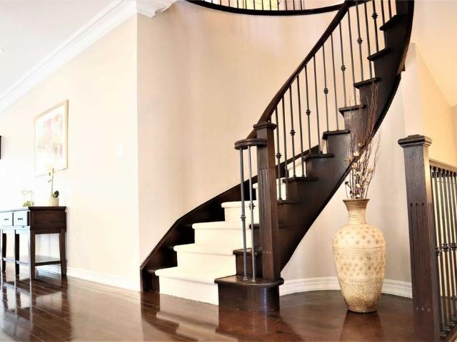 For Lease 9 Eber Street, Richmond Hill, Ontario