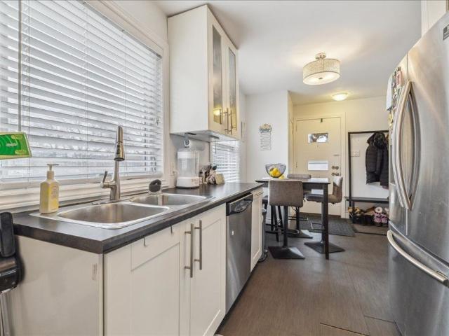 For Lease 9 Grenadier Drive Unit# Upper, Hamilton, Ontario