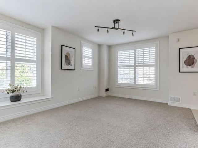 For Lease 9 Old Colony Road Unit# 118, Richmond Hill, Ontario