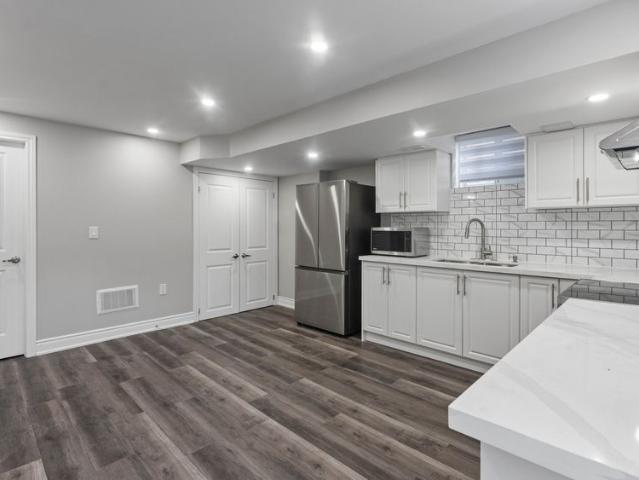 For Lease 9 Price Street Unit# Lower, Brant, Ontario