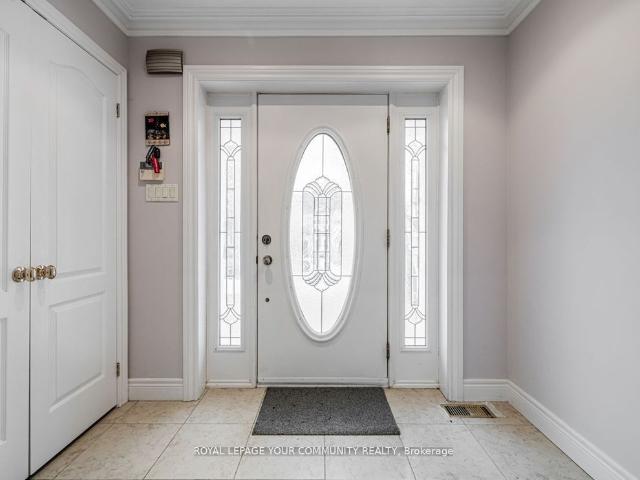 For Lease 9 Robson Place, Toronto, Ontario