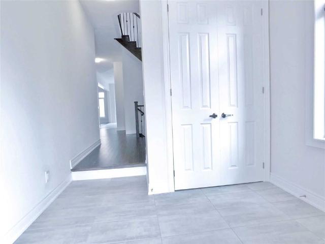 For Lease 9 St Ives Crescent, Whitby, Ontario