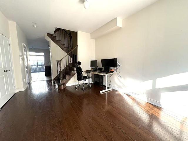 For Lease 9 Strawflower Mews, Toronto, Ontario