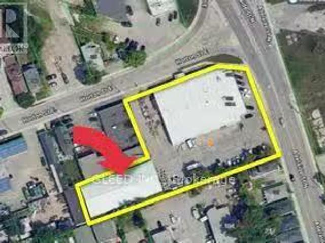 For lease: B 229 ADELAIDE STREET N, London East East K, On.