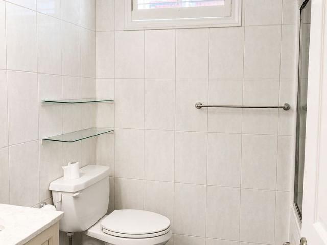 For Lease Lower 2230 Nightingale Way Unit# Lower, Oakville, Ontario