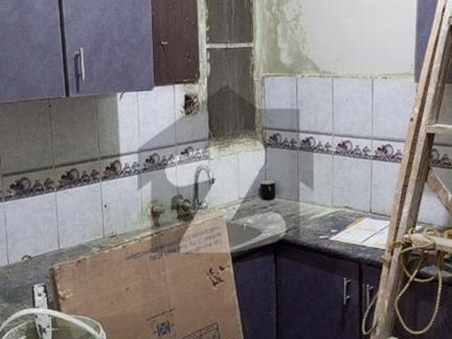 For memon family 2 beds drawing dining flat gulshan e iqbal block 13/c