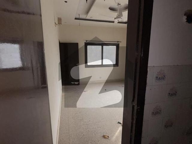 FOR SALE 400 SQ YARDS CORNER BUNGALOW Gulshan e Iqbal 13 D/2 Gulshan e Iqbal Block 13/D 2