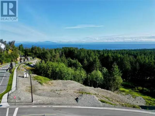 For sale: 4960 Dixon Lane, Lantzville, British Columbia V0R2H0.