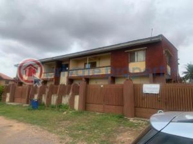 For sale: 4 bedroom Block Of Flats Ashi Bodija, Behind Ashi Police Station Ibadan Oyo PID: 8PCLPQ | Private Property Nigeria
