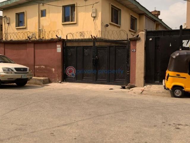 For sale: 4 bedroom Block Of Flats Opebi Ikeja Lagos PID: 1PCLCR | Private Property Nigeria