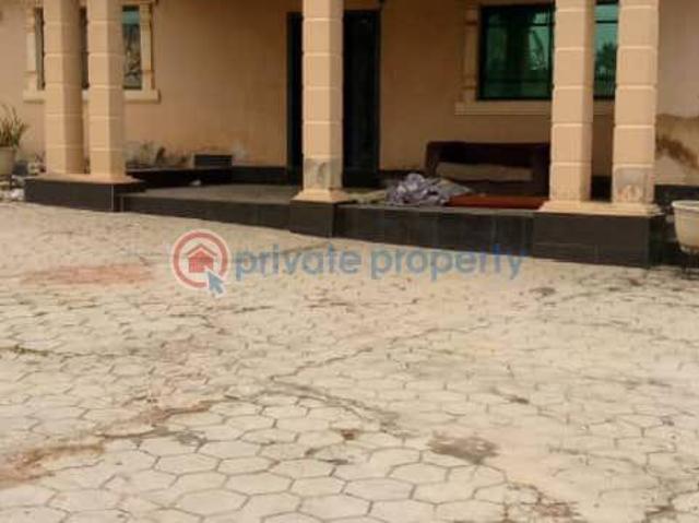 For sale: 4 bedroom Detached Bungalow Iju obawole Ifako Ijaiye Lagos PID: 1PCKEZ | Private Property Nigeria