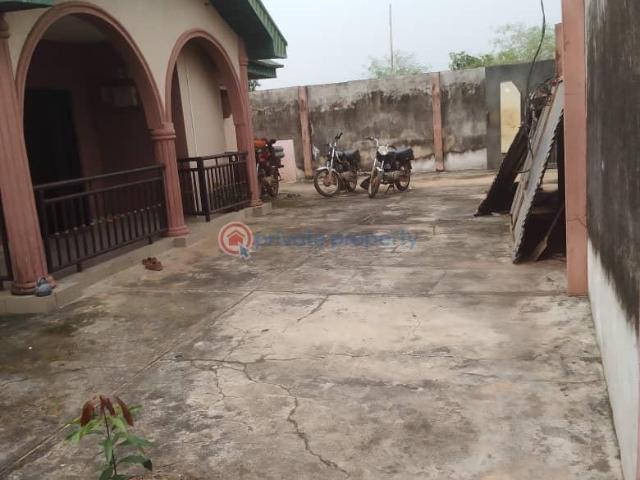 For sale: 4 bedroom Detached Bungalow Mowe Ogun area PID: 0PBDCT | Private Property Nigeria
