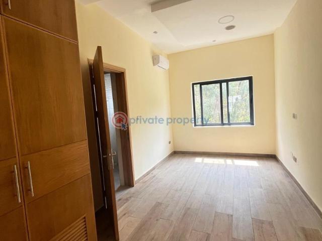 For sale: 4 bedroom Flat & Apartment Banana Island Ikoyi Lagos PID: 2PCNJY | Private Property Nigeria