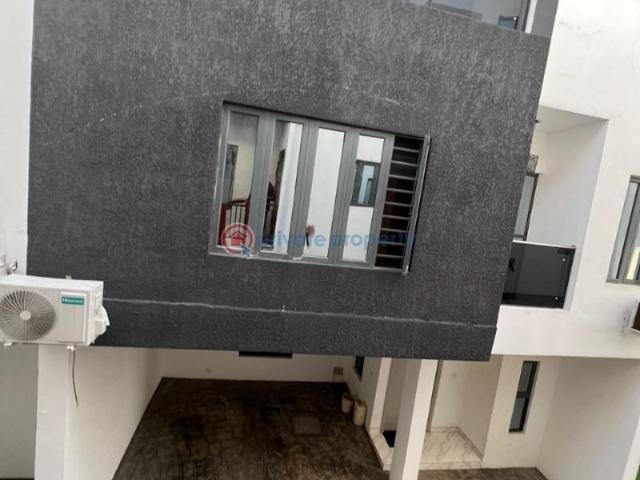 For sale: 4 bedroom Semi detached Duplex Adeniyi Jones Ikeja Lagos PID: 5PBFFZ | Private Property Nigeria