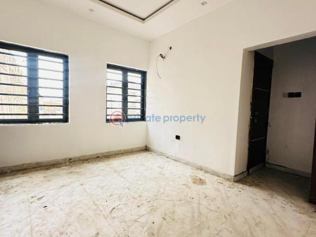 For sale: 4 bedroom Semi detached Duplex Gbagada Central Gbagada Lagos PID: 6PCENE | Private Property Nigeria
