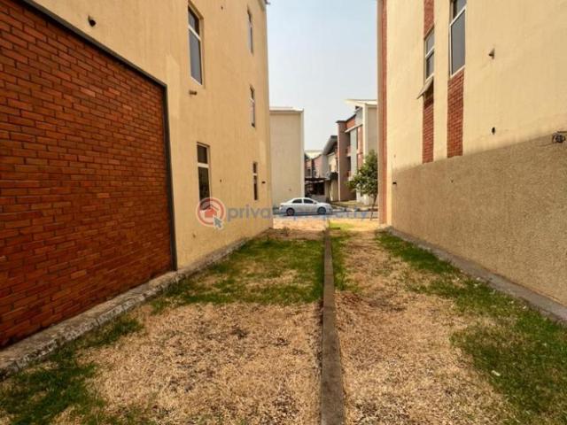 For sale: 4 bedroom Semi detached Duplex Dawaki, Abuja Bwari Abuja Phase 4 PID: 9PCJPR | Private Property Nigeria