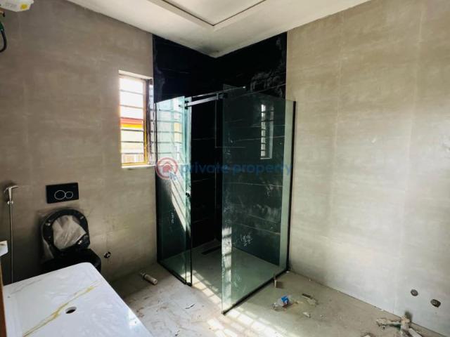 For sale: 4 bedroom Semi detached Duplex Omole Phase 2 Extension Ojodu Lagos PID: 0PCNLD | Private Property Nigeria