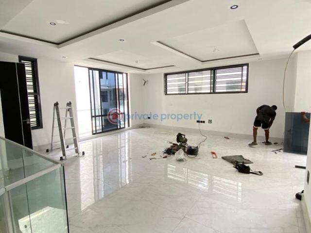 For sale: 4 bedroom Terraced Duplex Ikoyi Lagos PID: 4PCLAE | Private Property Nigeria