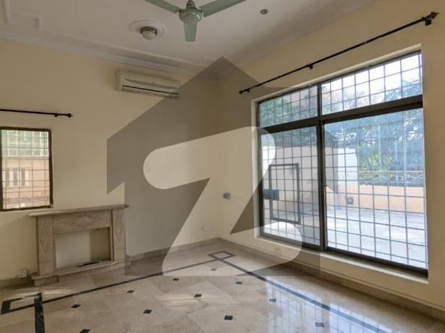 FOR SALE 533 Sq Yrd Renovated Double Storey House CDA Transfer F_8/1 F 8