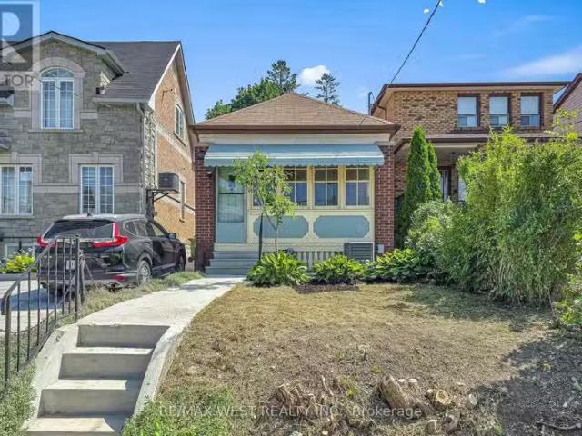 For sale: 59 BRANSTONE ROAD, Toronto Caledonia Fairbank, Ont.