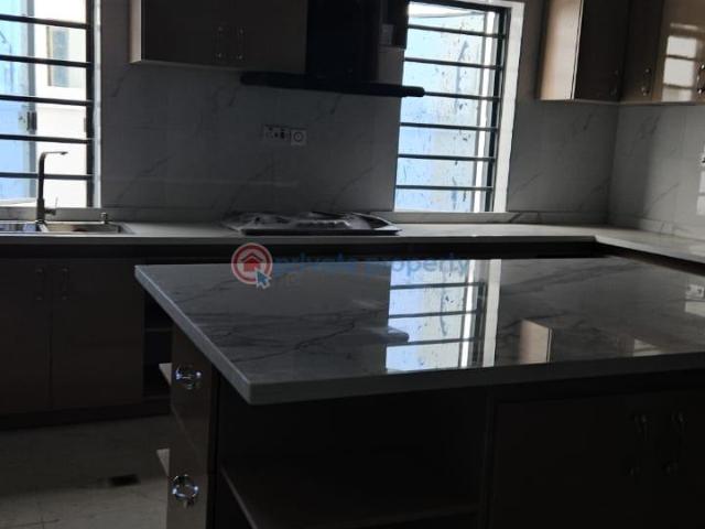 For sale: 5 bedroom Detached Duplex Inside A Private Estate At Omole Phase 1, Ikeja Lagos PID: 4PCFLG | Private Property Nigeria