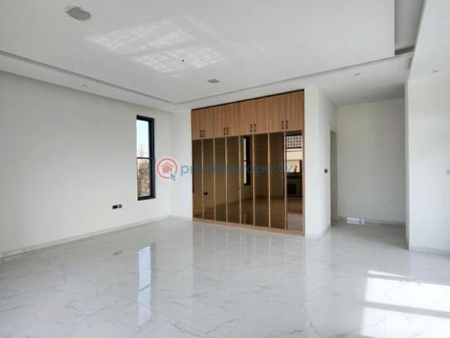 For sale: 5 bedroom Detached Duplex Pinnock Beach Estate Phase 3. Lekki Lagos PID: 6PCKBQ | Private Property Nigeria