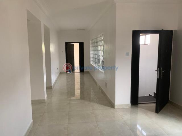 For sale: 5 bedroom Duplex New Engineering Dawaki Abuja Phase 3 PID: 3PBSYW | Private Property Nigeria