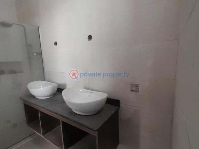 For sale: 5 bedroom Duplex Banana Island Ikoyi Lagos PID: 0PAUYR | Private Property Nigeria