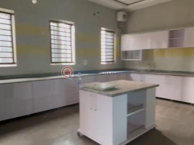 For sale: 5 bedroom Duplex Wtc Estate By Independence Layout Enugu Area PID: 8PBATZ | Private Property Nigeria