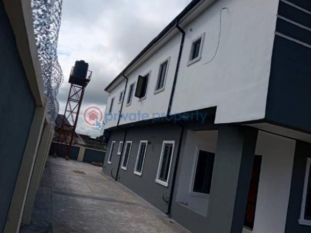 For sale: 5 bedroom Duplex Wtc Estate Enugu Area PID: 0PBEDU | Private Property Nigeria