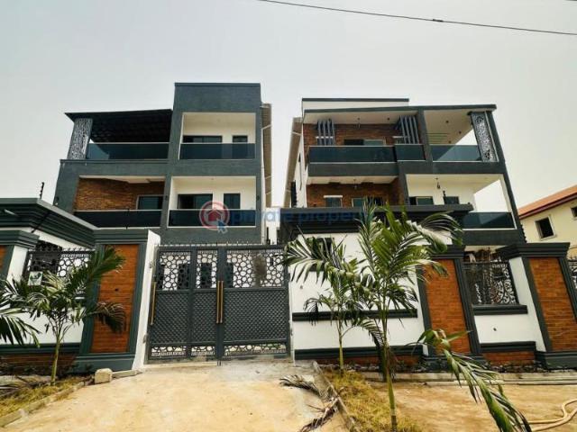 For sale: 5 bedroom House Magodo Gra 2 Magodo GRA Phase 2 Kosofe/Ikosi Lagos PID: 6PCCRC | Private Property Nigeria