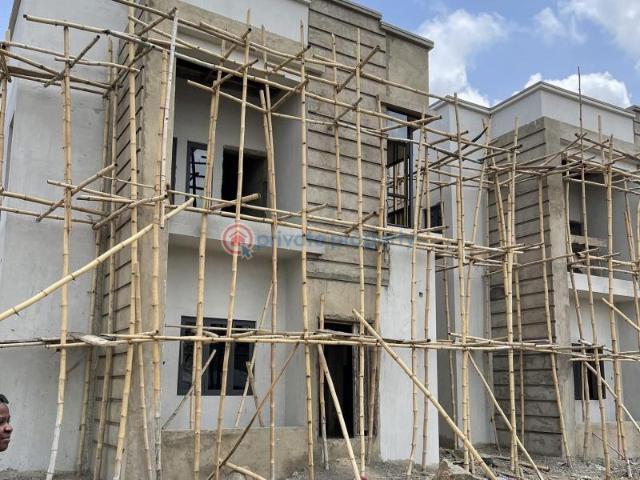 For sale: 5 bedroom Land Beside Aco Estate, Airport Road Lugbe Abuja Phase 4 PID: 1PAHWM | Private Property Nigeria