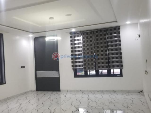 For sale: 5 bedroom Semi detached Duplex Atlantic View Estate Igbo Efon Lekki Lagos PID: 9PBXWJ | Private Property Nigeria