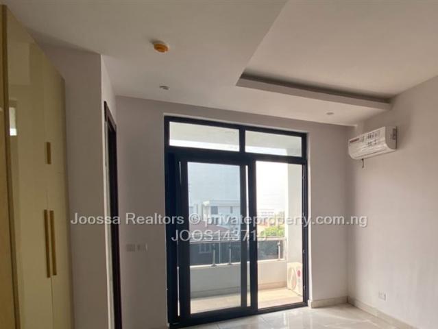 For sale: 5 bedroom Townhouse Sokoto Street Banana Island Ikoyi Lagos PID: JOOS143719 | Private Property Nigeria