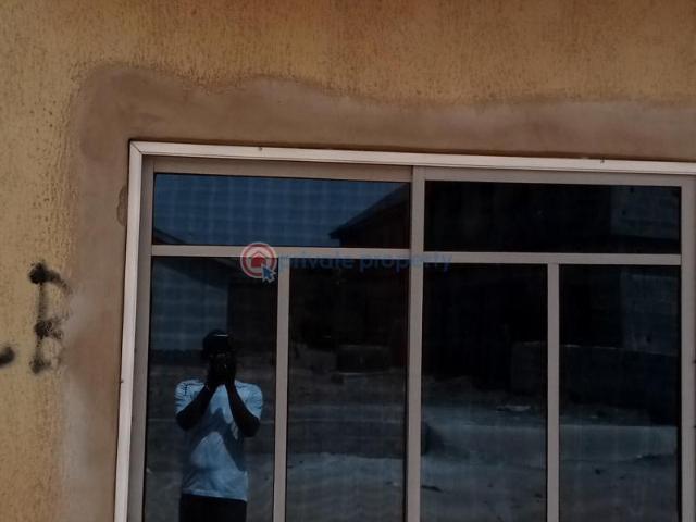 For sale: 6 bedroom Bungalow Ogoluwa Street Off Interbu Bus Stop Sango Ota/Ado Odo Ogun PID: 2PCMEF | Private Property Nigeria
