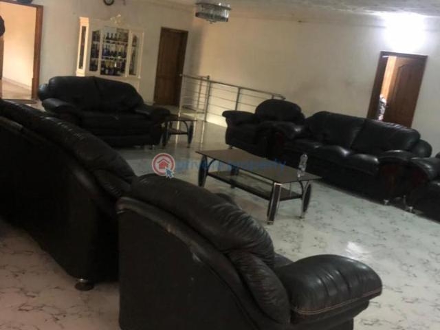 For sale: 6 bedroom Duplex Oyadiran Estate Sabo Yaba Lagos PID: 4PAVAB | Private Property Nigeria