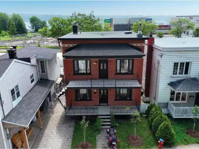 For sale: 723 725 Rue Champlain, Québec La Cité Limoilou, Qu.