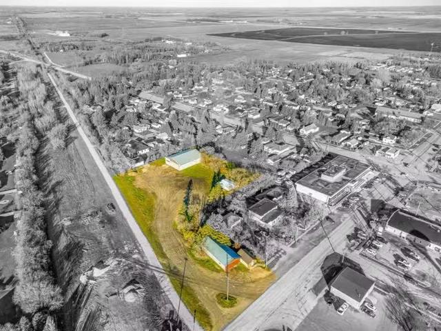 For sale: 80 First Street S, Beausejour, Manitoba R0E0C0 202.