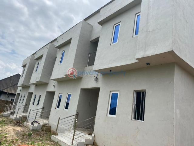 For sale: 8 bedroom Detached Duplex Okpanam City Gate Asaba Delta PID: 4PCCBJ | Private Property Nigeria