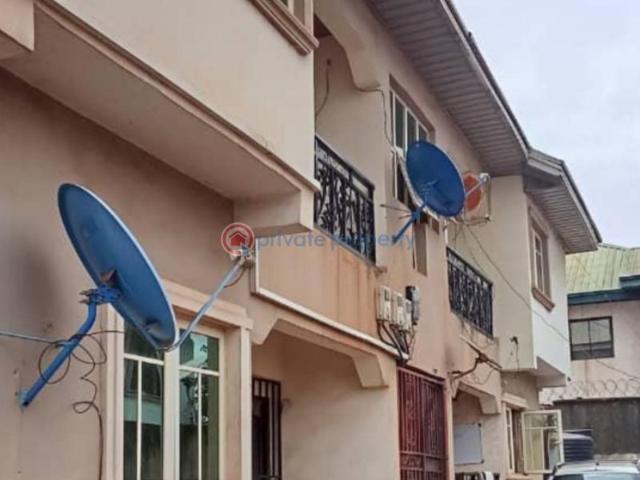 For sale: 10 bedroom Townhouse Federal Housing Estate Nowas Enugu Area PID: 0PCJPG | Private Property Nigeria