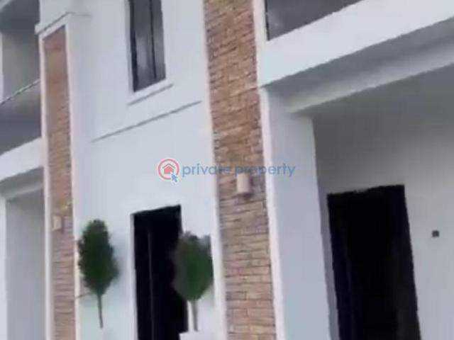 For sale: 10 bedroom Townhouse Main Thinkers Corner Enugu Area PID: 7PCJPG | Private Property Nigeria